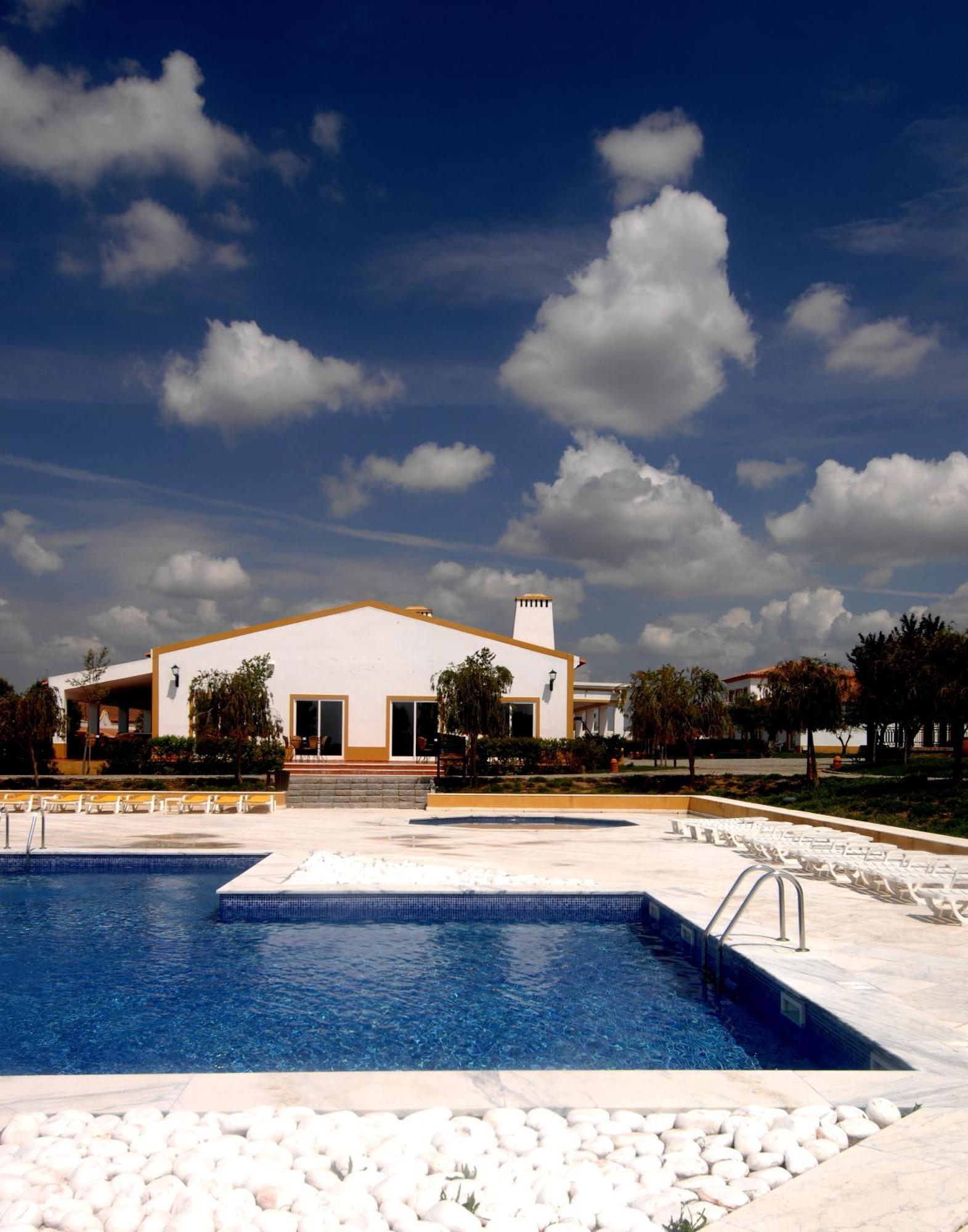 Vila Gale Alentejo Vineyard - Clube De Campo Albernoa Kültér fotó
