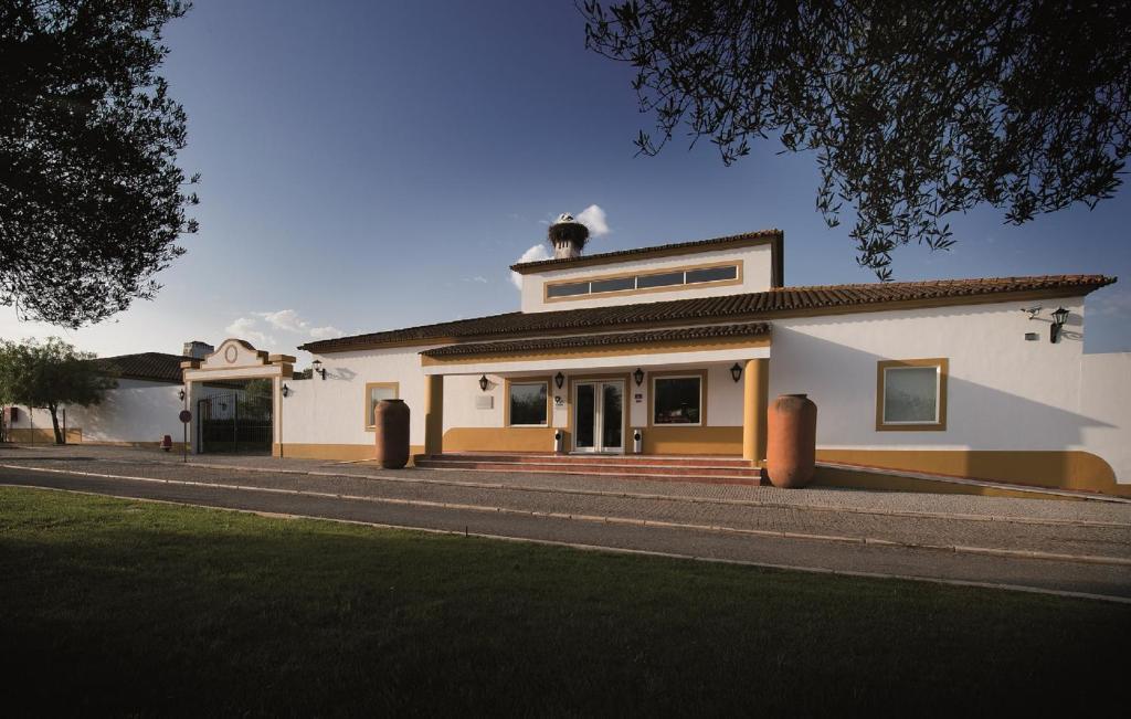 Vila Gale Alentejo Vineyard - Clube De Campo Albernoa Kültér fotó